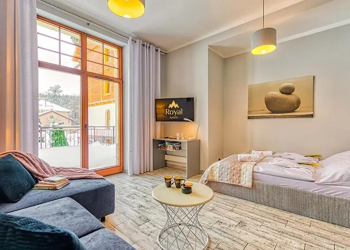 Royal Aparts - Jozefina Chill & Vibes Apartment *