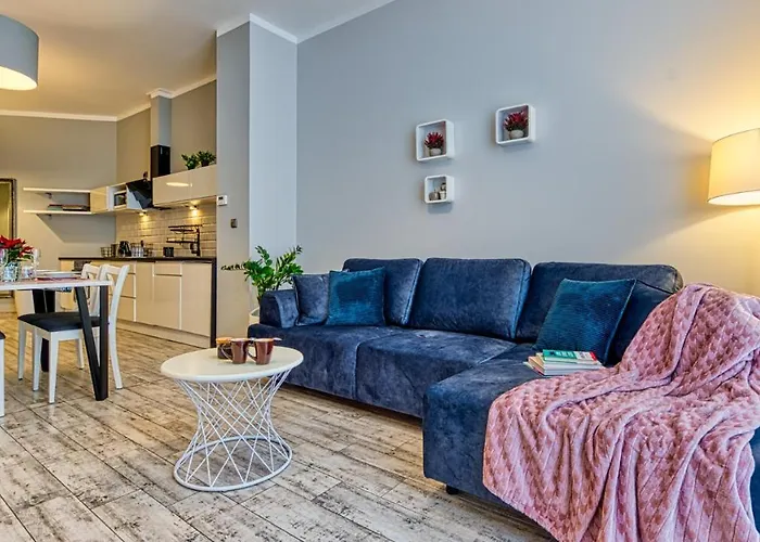 Royal Aparts - Jozefina Chill & Vibes Apartment